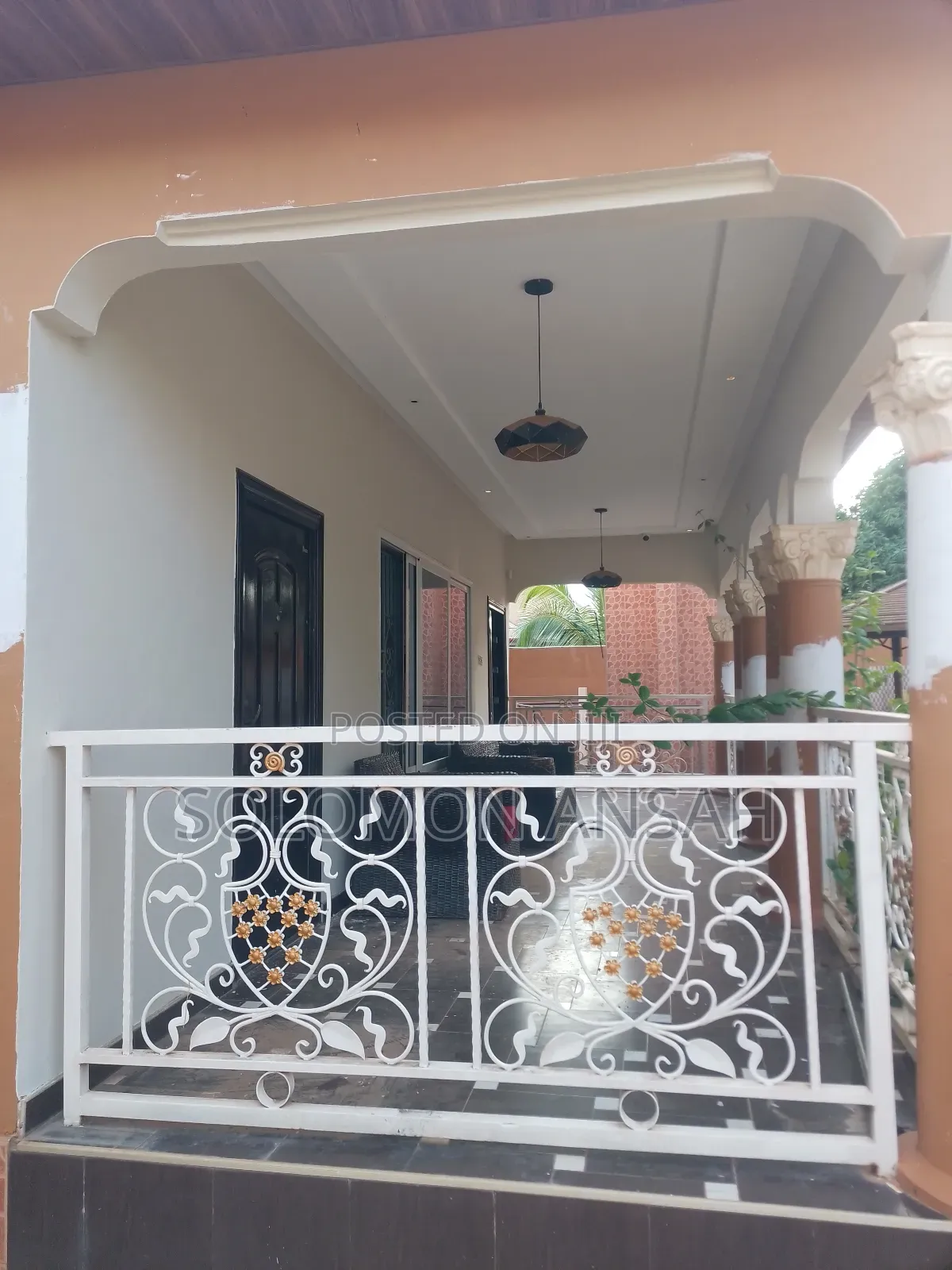 11bdrm Mansion in Free Will Agency, Kumasi Metropolitan for sale in Kumasi Metropolitan