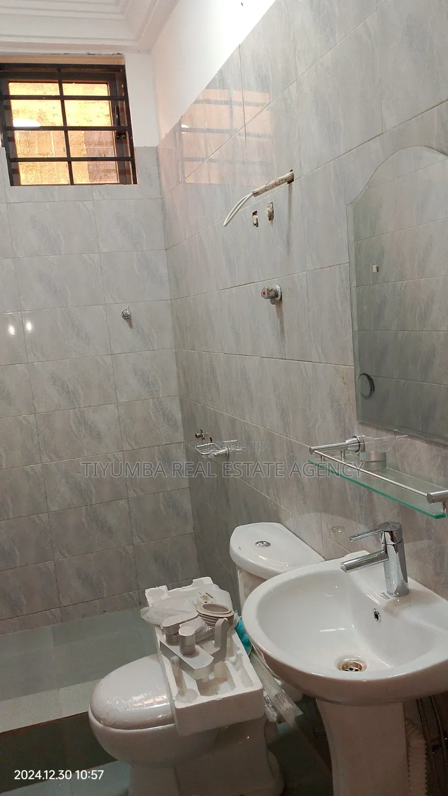 Furnished 1bdrm Apartment in Tiyumba Real Estate, Dome for rent in Dome