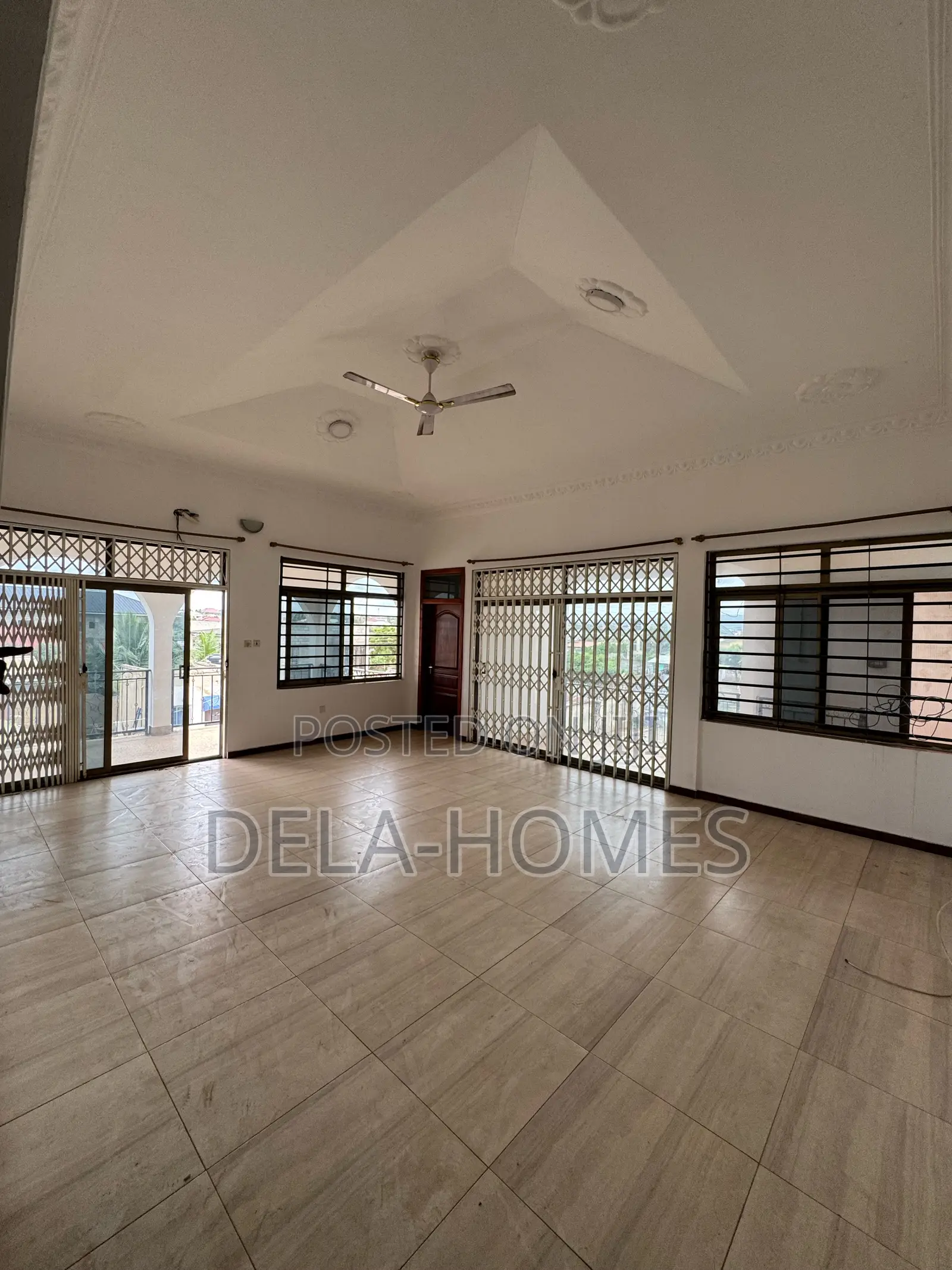 4bdrm Apartment in Adenta, Frafraha for rent in Frafraha