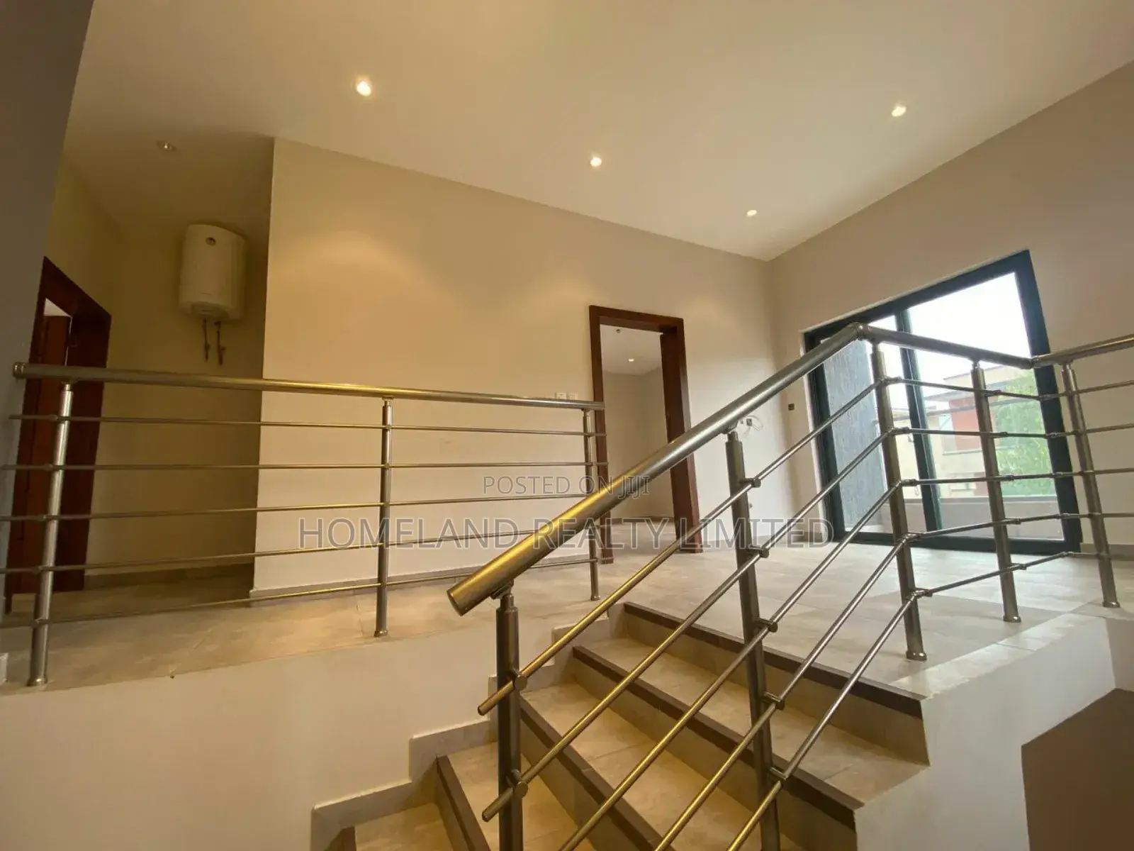 4bdrm Townhouse / Terrace in Oyarifa for rent in Oyarifa