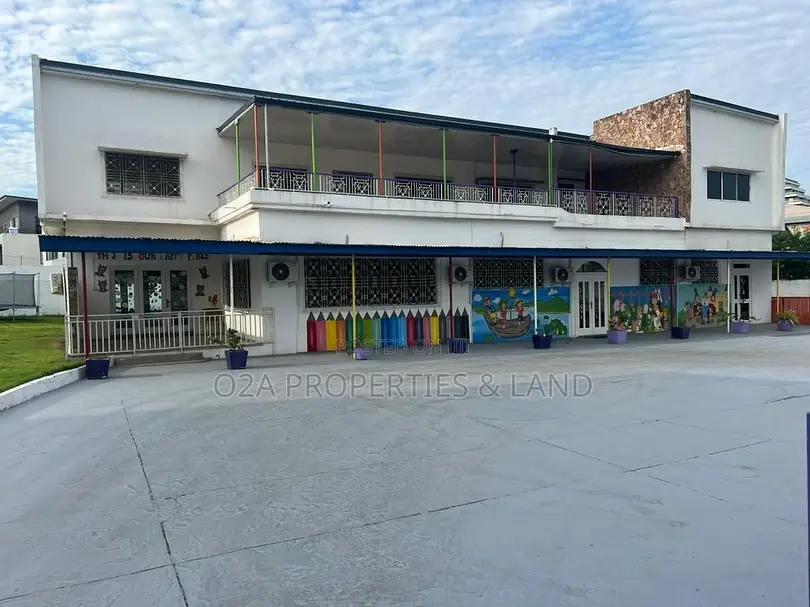 9bdrm House in Airport Residential for rent in Airport Residential Area