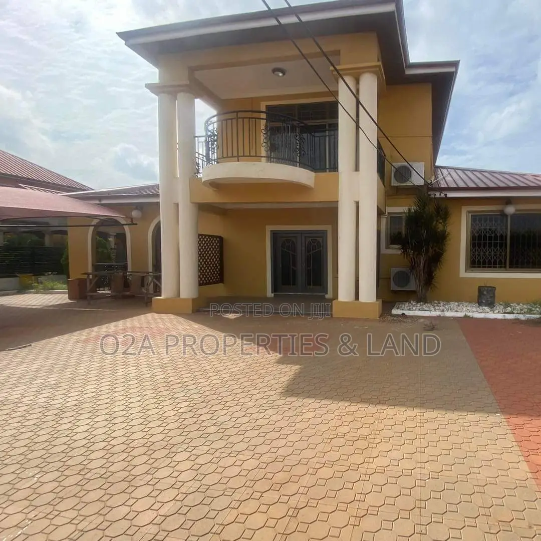4bdrm House in Tema Community 25, Sakumono for sale in Sakumono