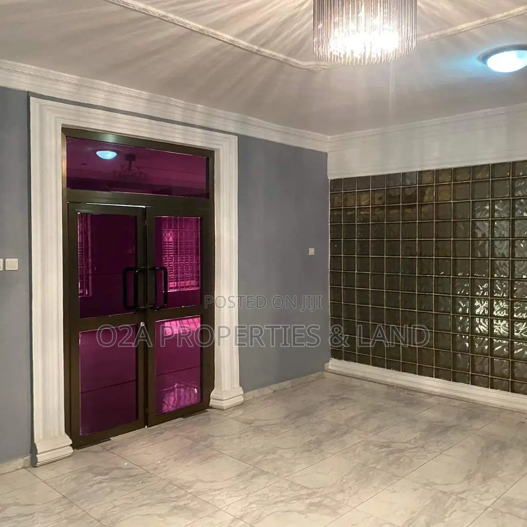 4bdrm House in Tema Community 25, Sakumono for sale in Sakumono