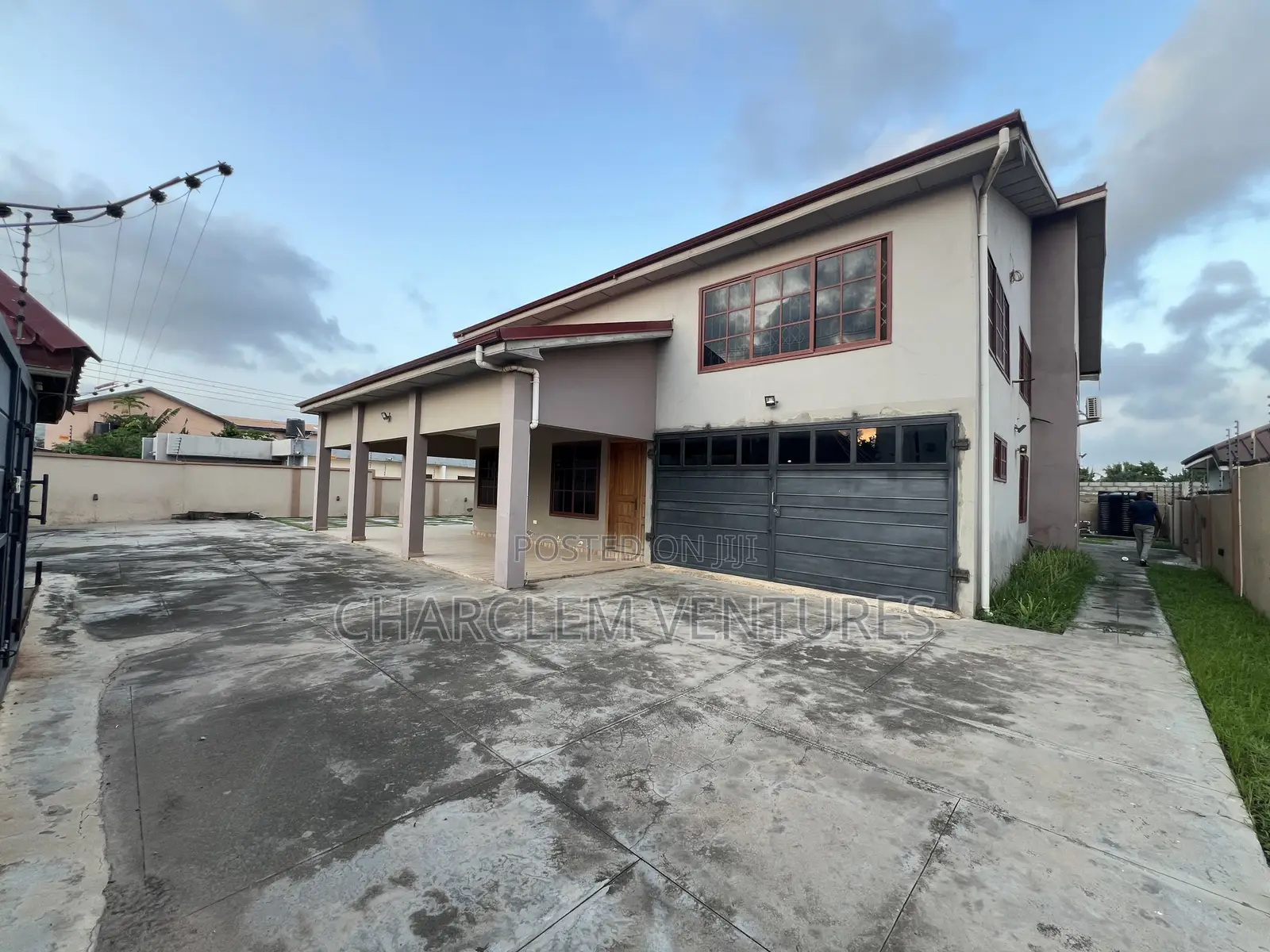 5bdrm House in Charclem Ventures, Ashomang Estate for sale in Ashomang Estate