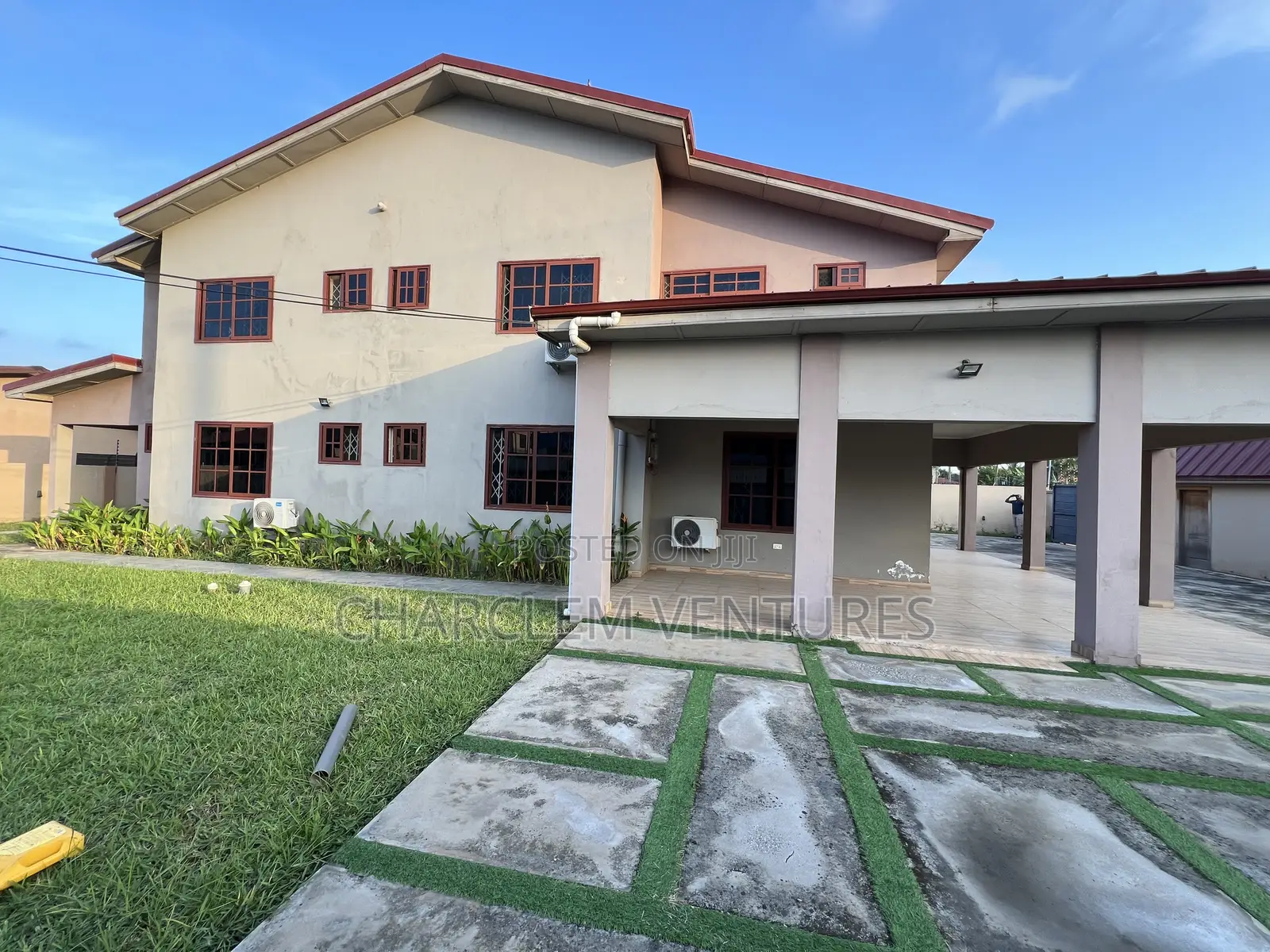5bdrm House in Charclem Ventures, Ashomang Estate for sale in Ashomang Estate