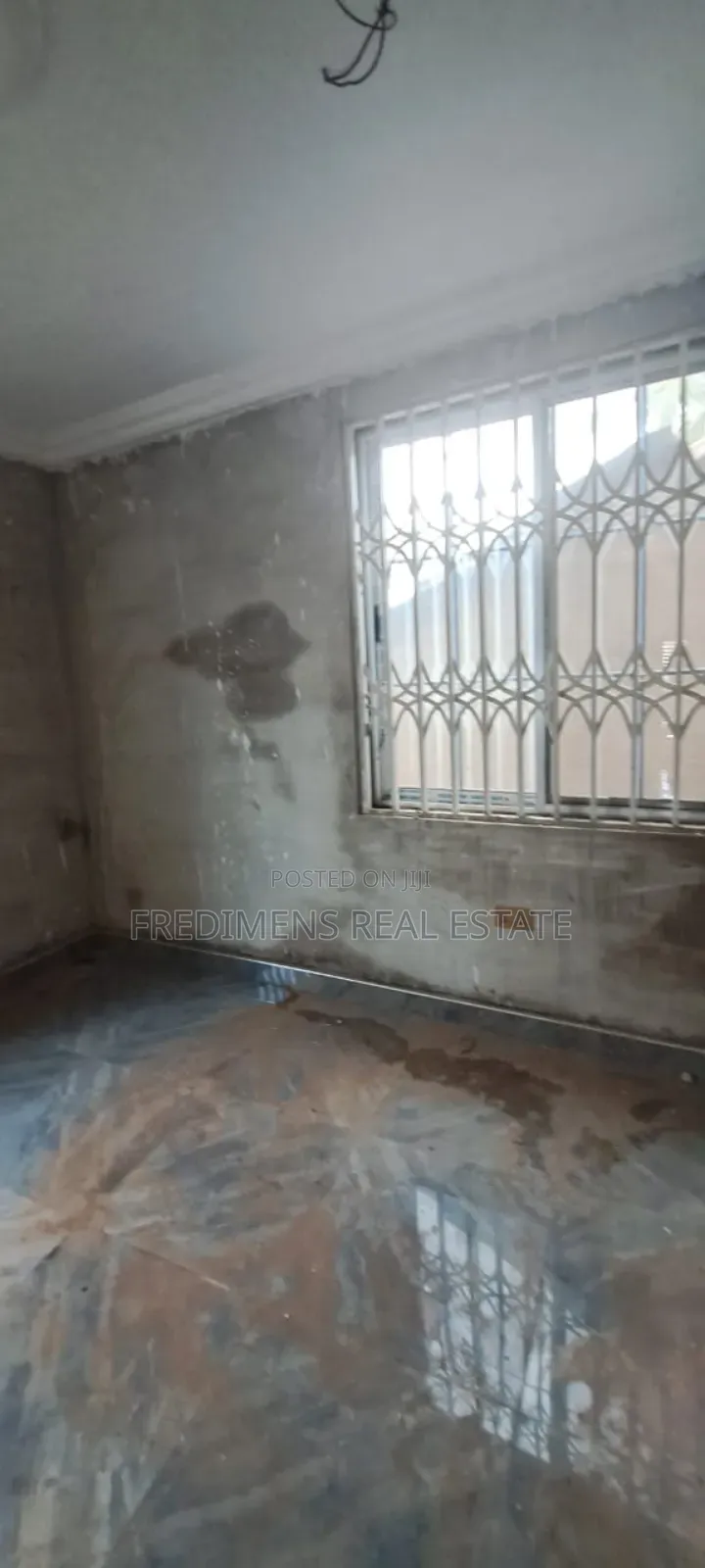 8bdrm House in Fredimens Real, Kumasi Metropolitan for sale in Kumasi Metropolitan