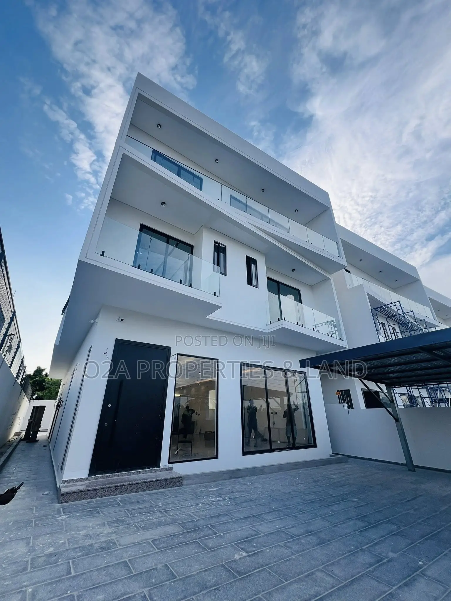 4bdrm House in East Legon, A&C Mall Area for sale in A&C Mall Area