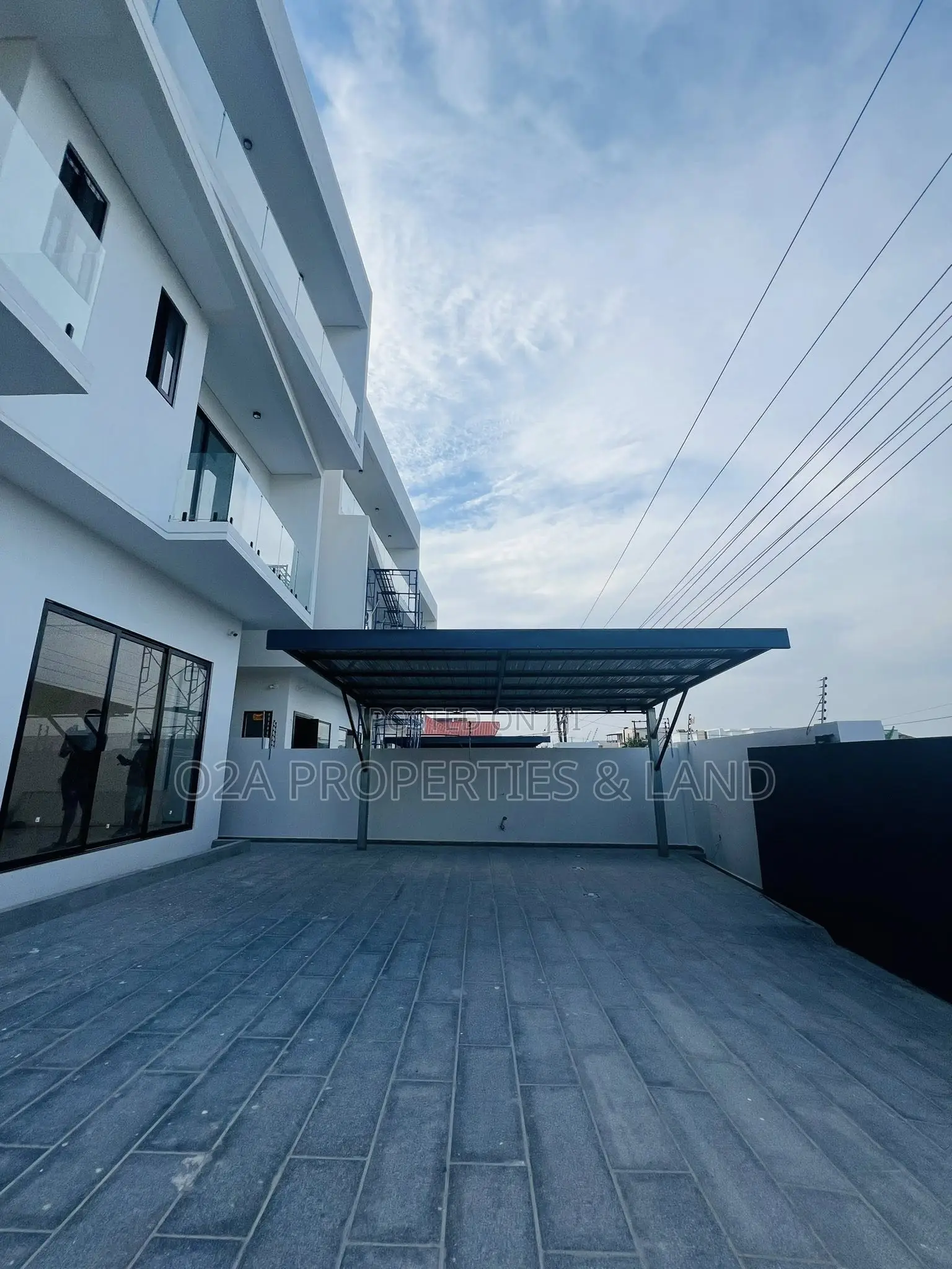 4bdrm House in East Legon, A&C Mall Area for sale in A&C Mall Area