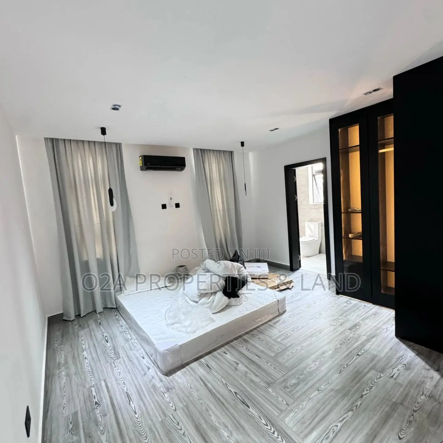 4bdrm House in East Legon, American House for sale in American House