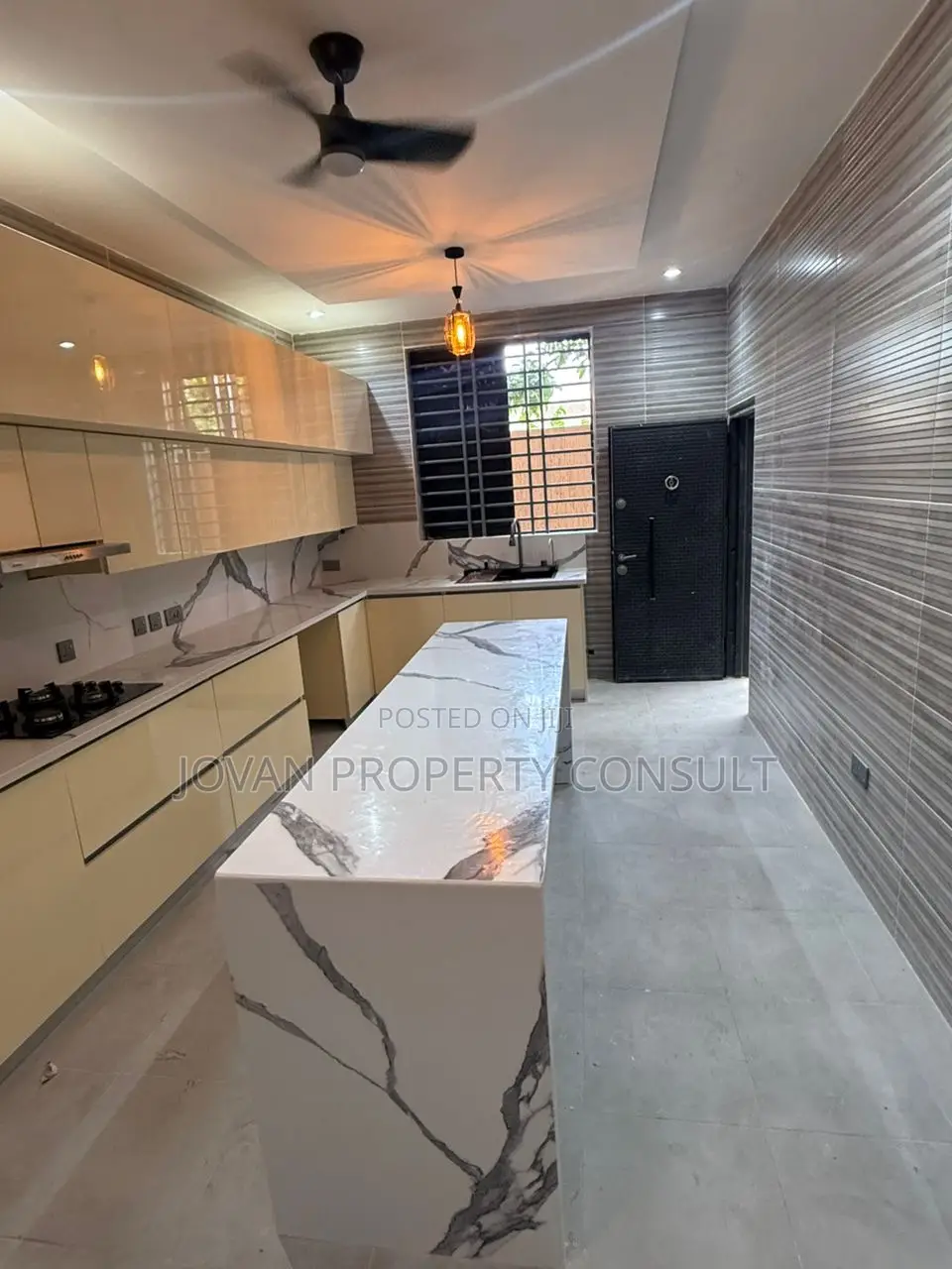 5bdrm House in Lertebiokoshie, Kaneshie for rent in Kaneshie