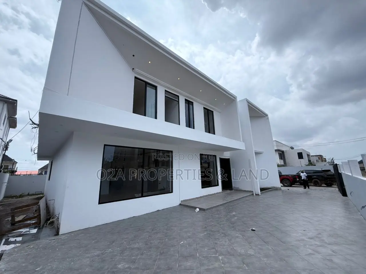 6bdrm House in Lashibi, Spintex, Baatsona Total for sale in Baatsona Total