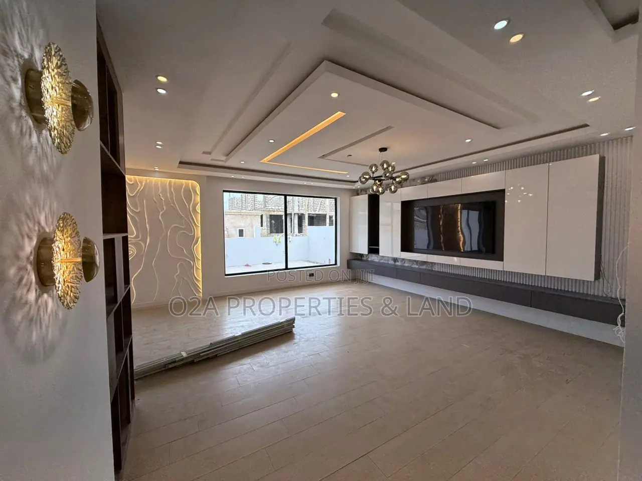 6bdrm House in Lashibi, Spintex, Baatsona Total for sale in Baatsona Total