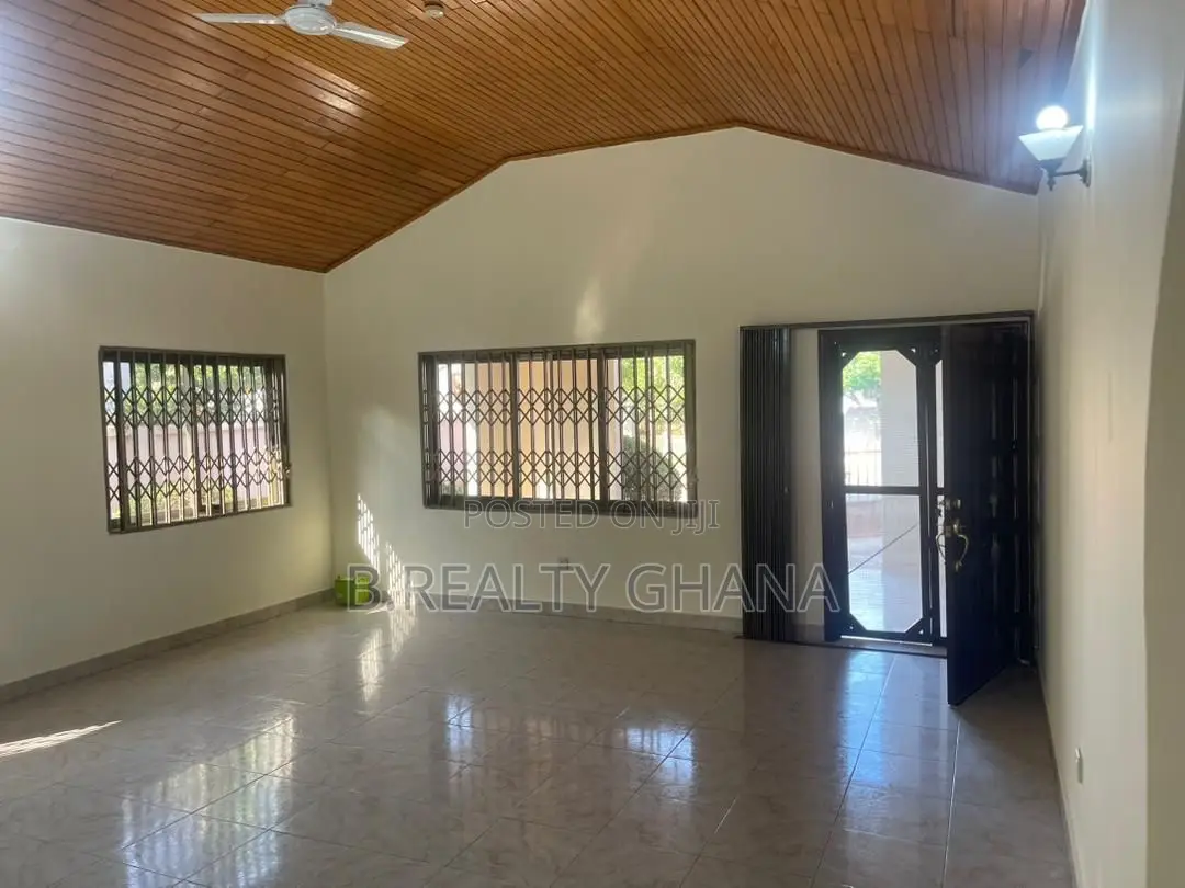 3bdrm House in Regimaneul Grey, Spintex for rent in Spintex