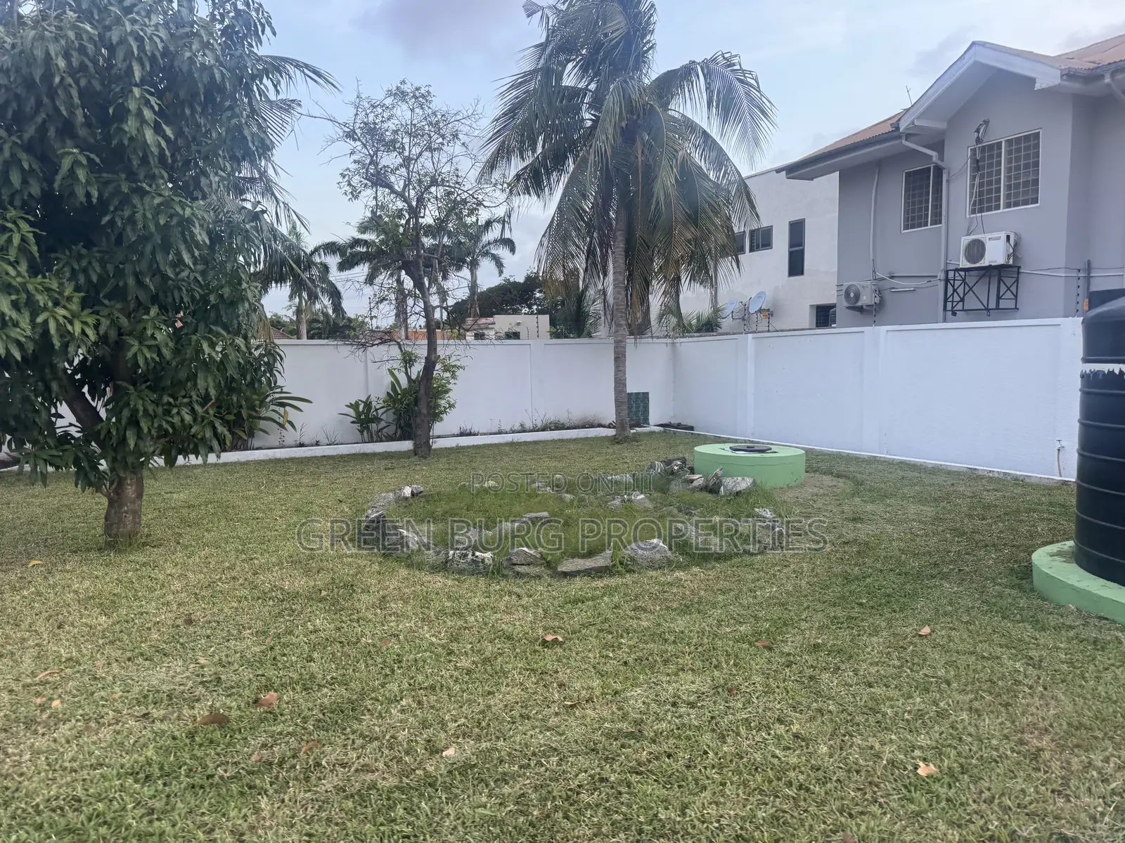 6bdrm Mansion in Green, East Legon for sale in East Legon