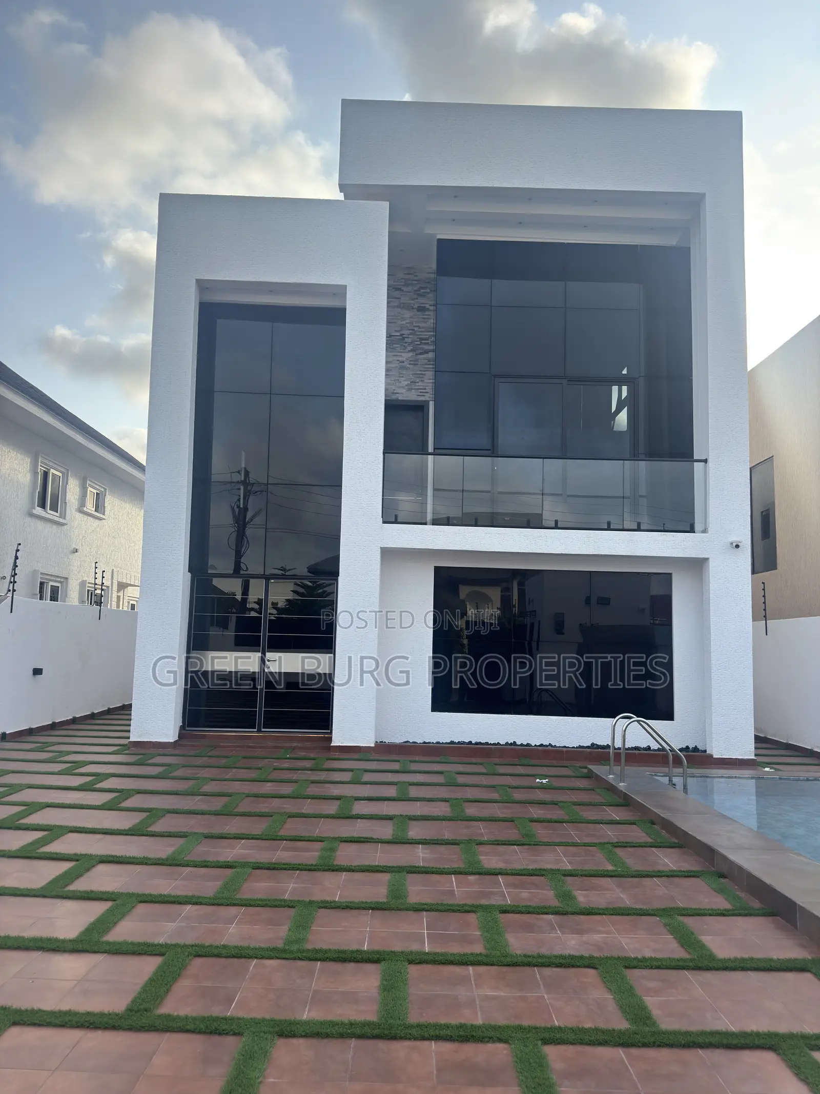 5bdrm Mansion in Green, East Legon for sale in East Legon
