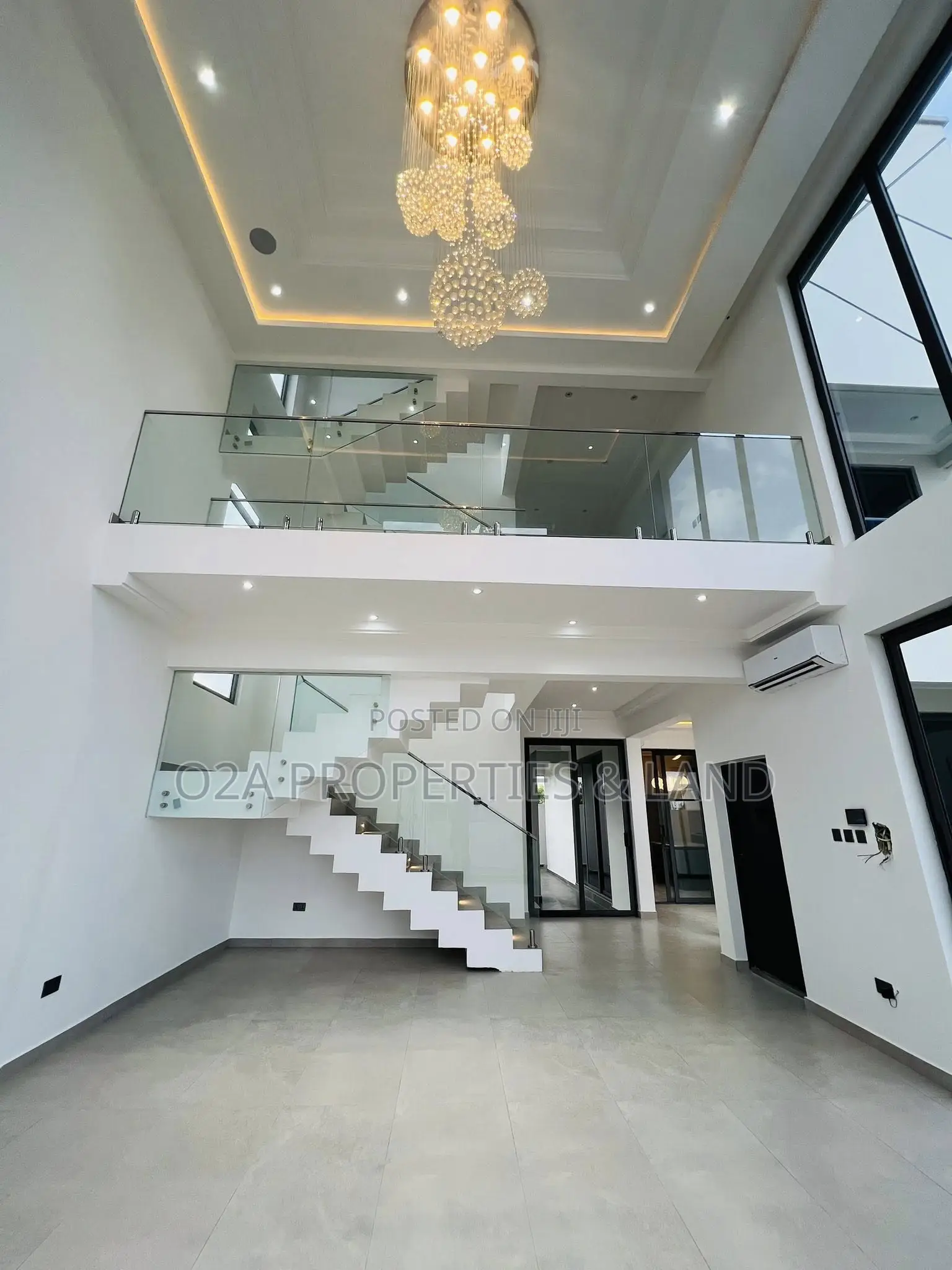 4bdrm House in East Legon, American House for sale in American House