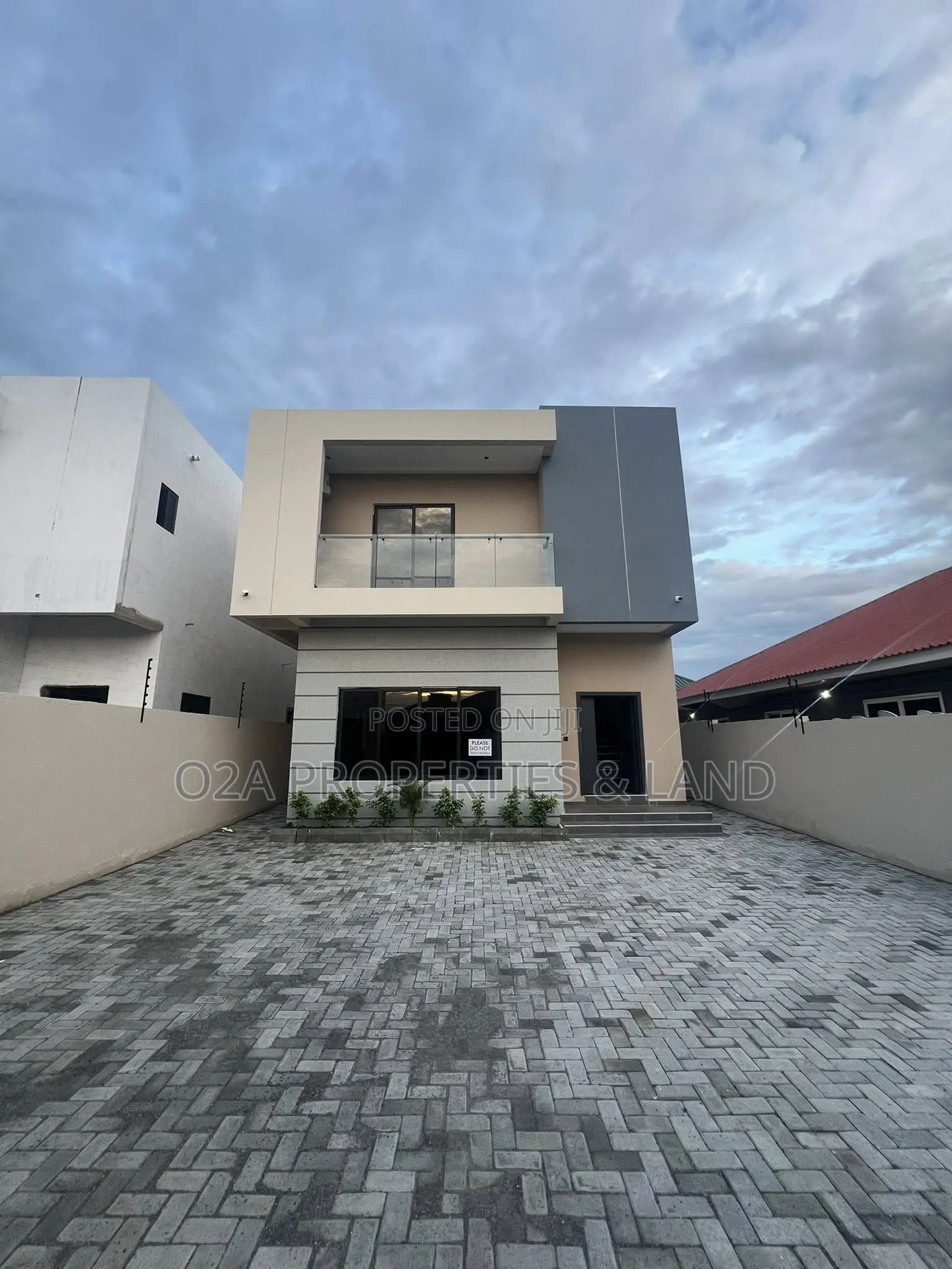 4bdrm House in Lakeside Estate for sale in Lake Side Estate