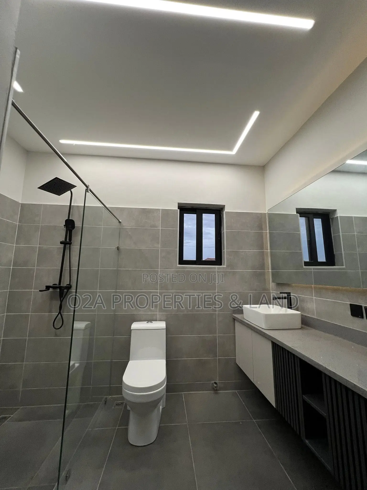 4bdrm House in Lakeside Estate for sale in Lake Side Estate
