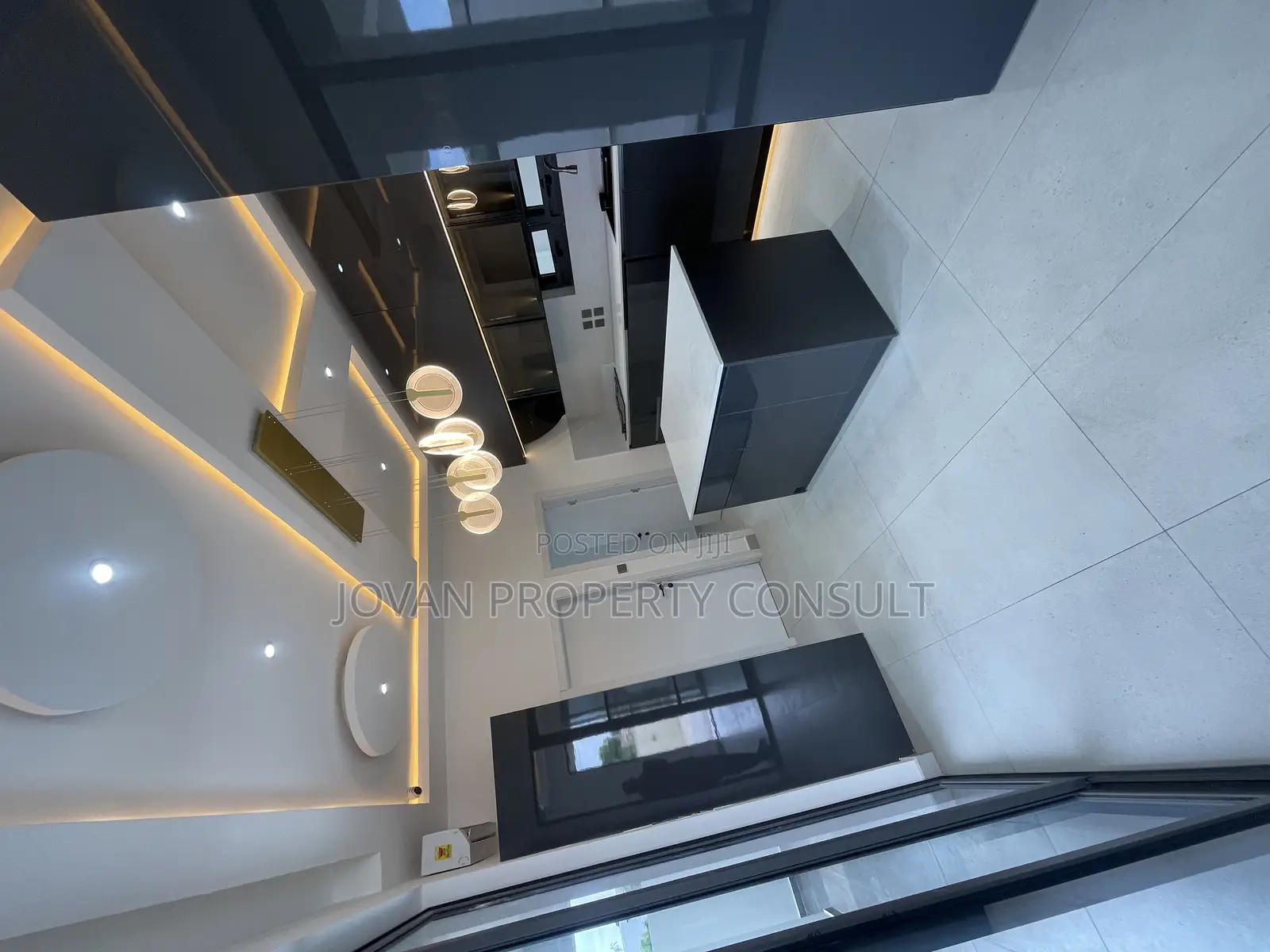 4bdrm Mansion in East Legon for sale in East Legon