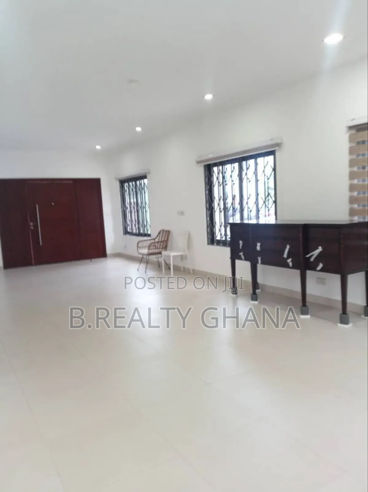 5bdrm Townhouse / Terrace in Airport Residential Area for rent in Airport Residential Area