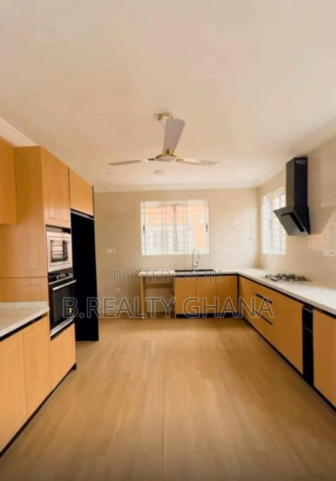 4bdrm House in Palace Mall Area, Spintex for rent in Spintex