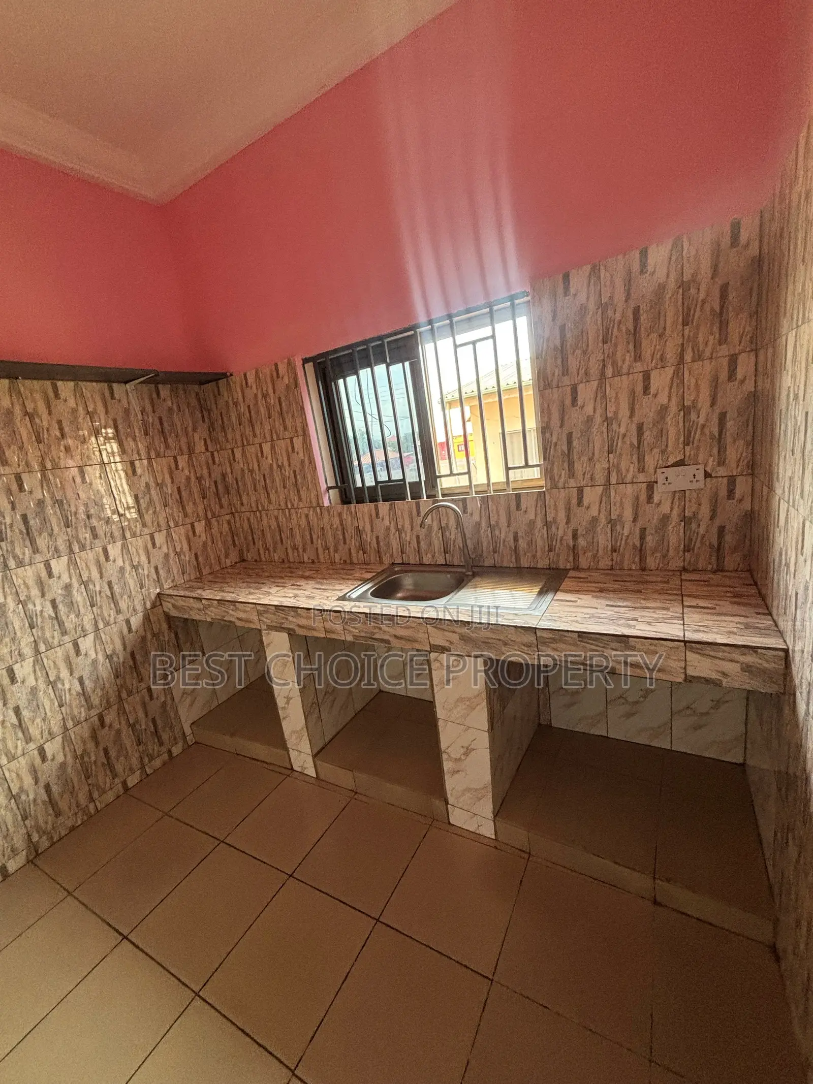 1bdrm Apartment in Survive School, Frafraha for rent in Frafraha