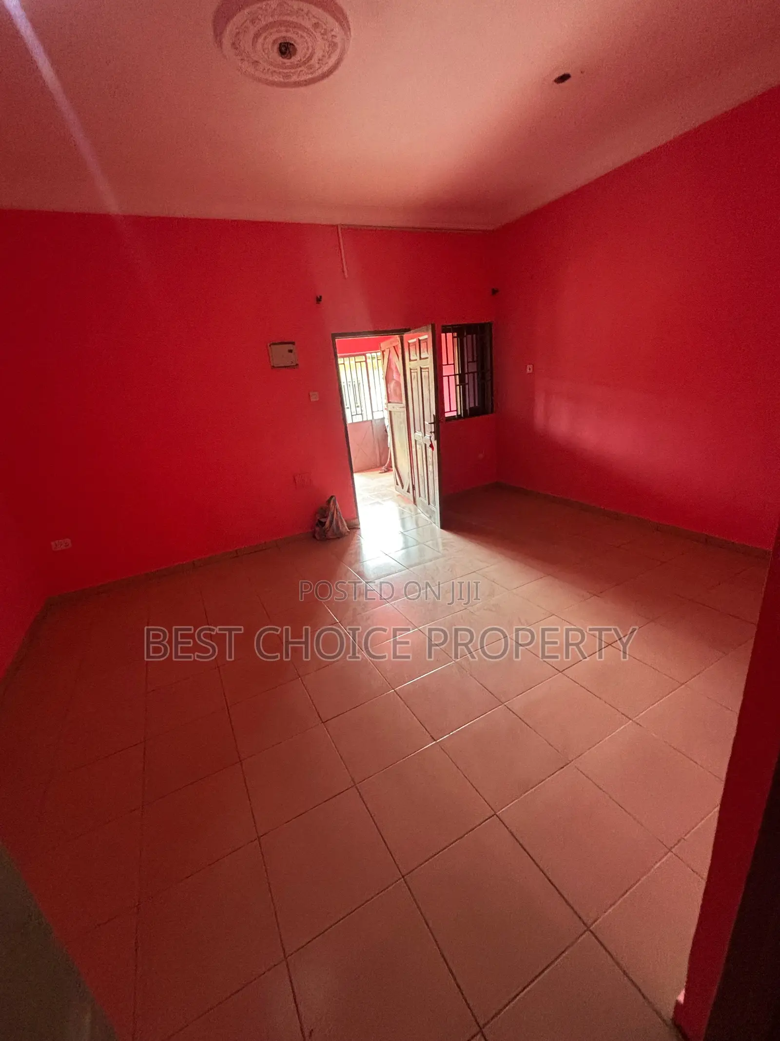 1bdrm Apartment in Survive School, Frafraha for rent in Frafraha