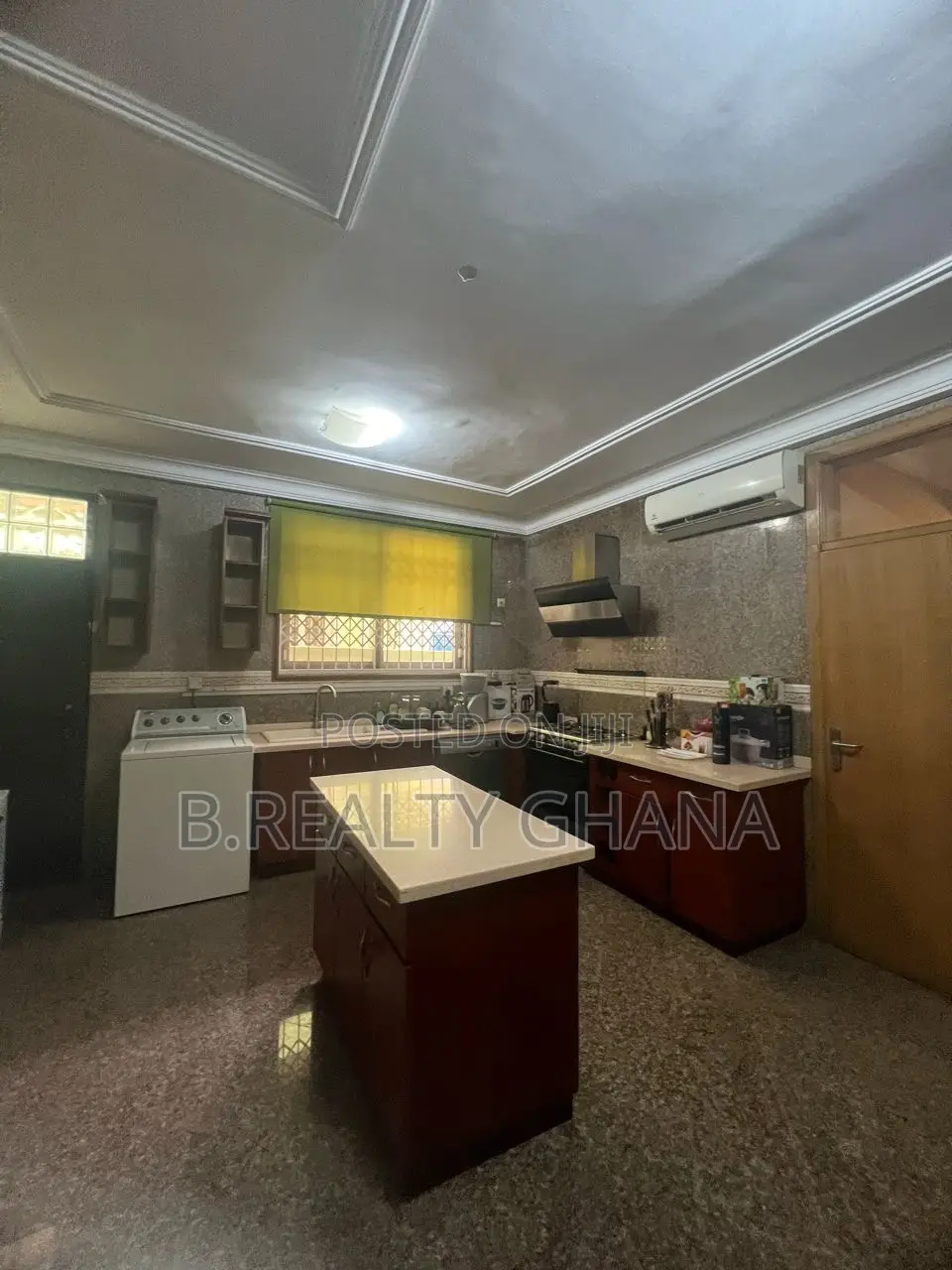4bdrm House in Labone for sale in Labone