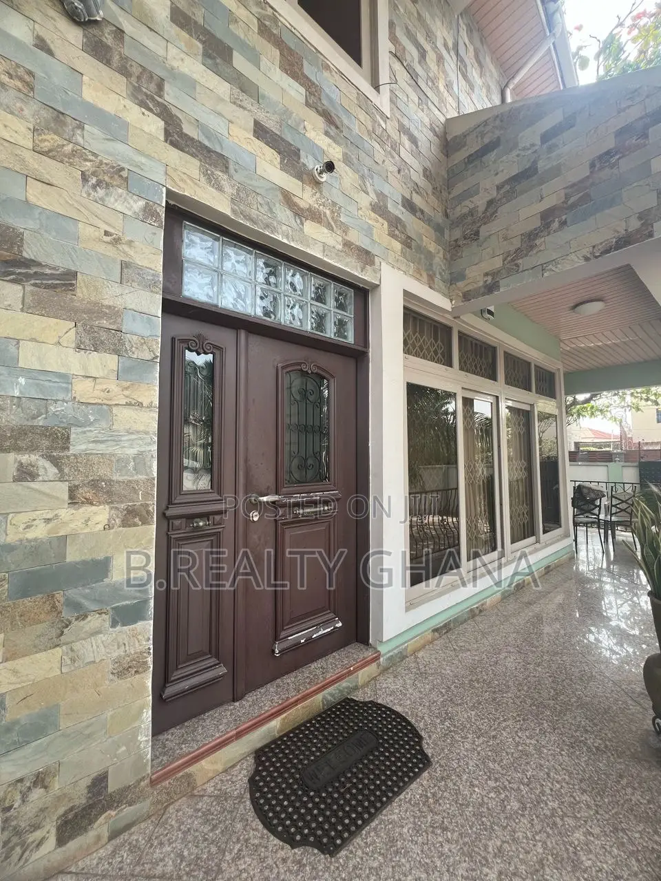 4bdrm House in Labone for sale in Labone