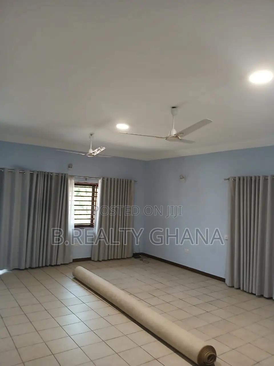 4bdrm House in Labone for sale in Labone