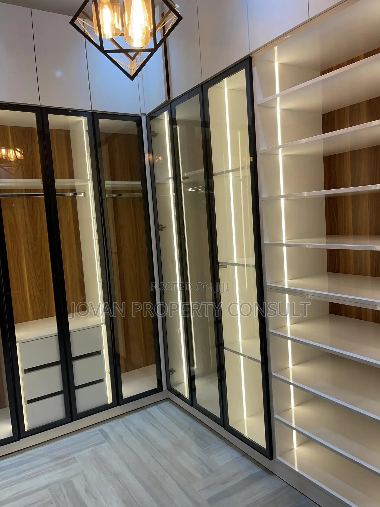 4bdrm House in East Legon for sale in East Legon