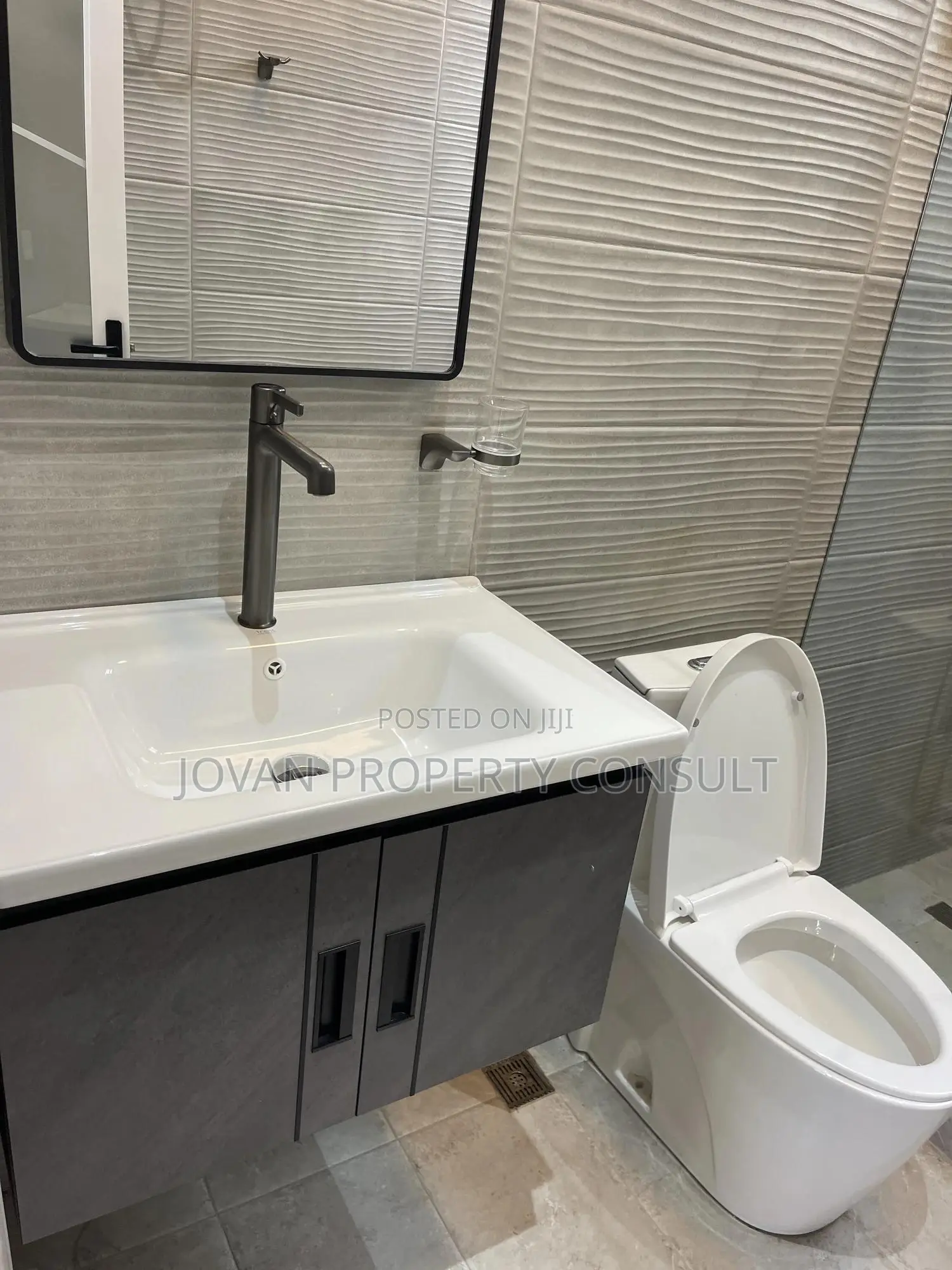 4bdrm House in East Legon for sale in East Legon