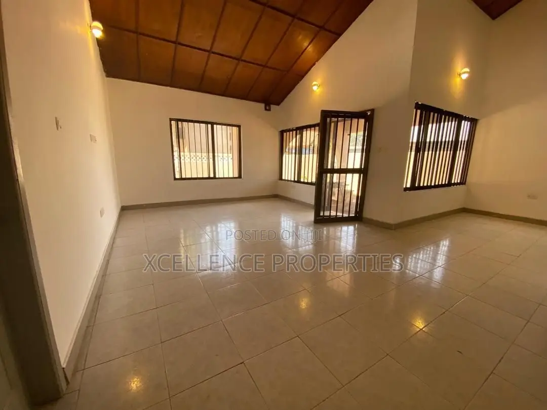 3bdrm House in Xcellence Properties, Nungua for sale in Nungua