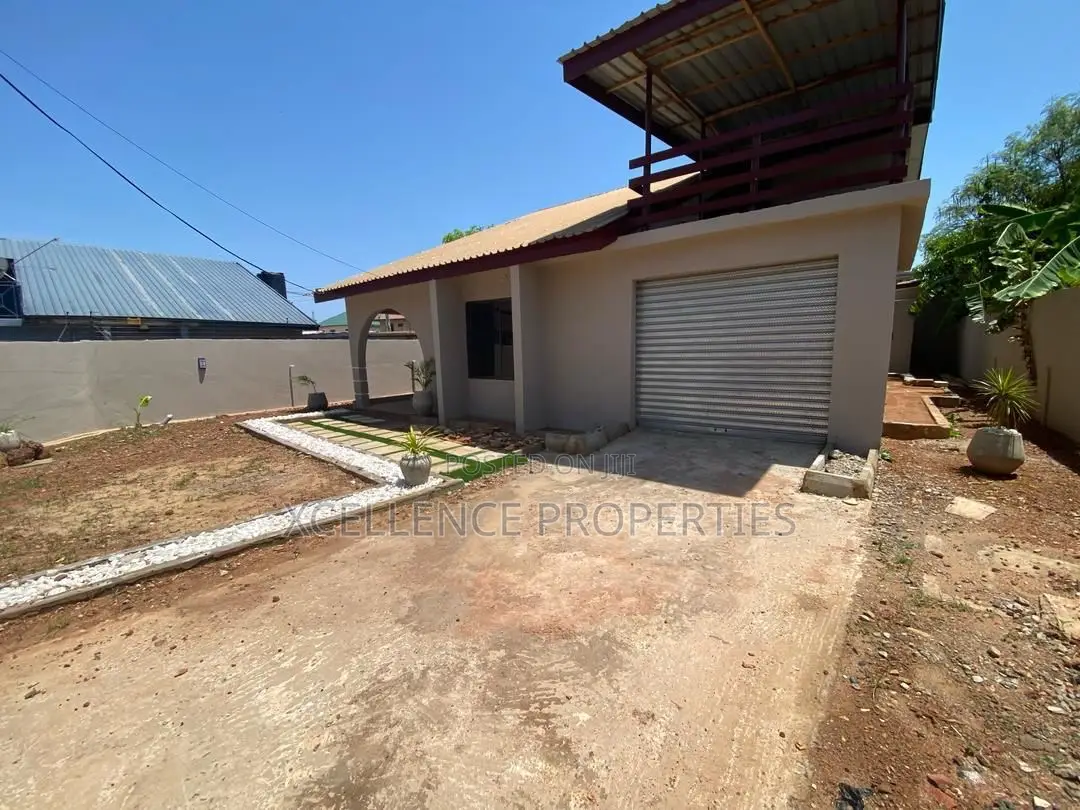 3bdrm House in Xcellence Properties, Nungua for sale in Nungua