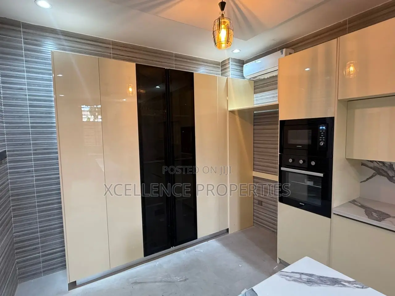 5bdrm Duplex in Xcellence Properties, Lartebiokorshie for sale in Lartebiokorshie