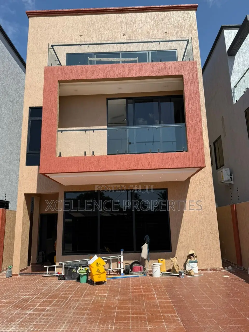 5bdrm Duplex in Xcellence Properties, Lartebiokorshie for sale in Lartebiokorshie