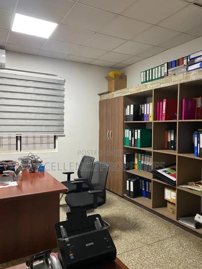 16 Bedrooms Office Space for Rent at Dzorwulu in Dzorwulu