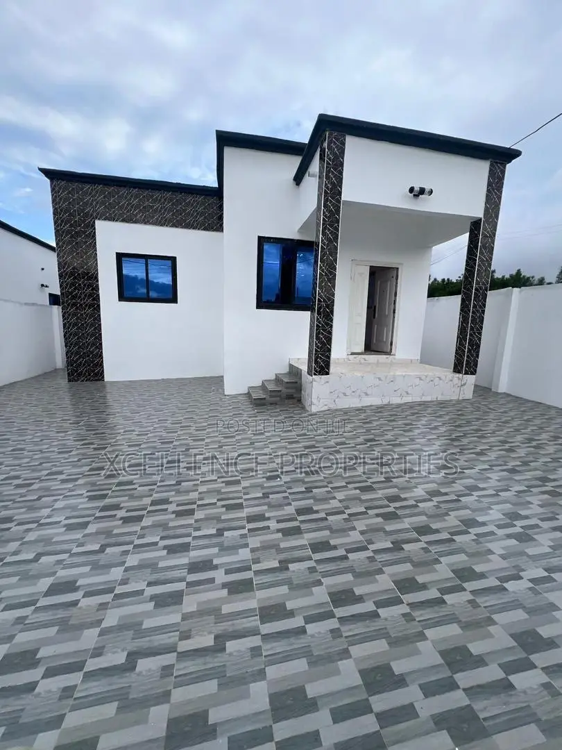 3bdrm House in Xcellence Properties, Kasoa for sale in Kasoa