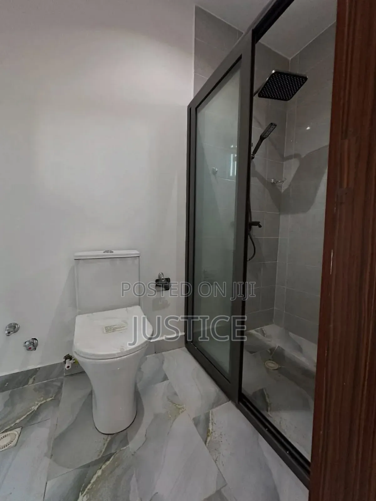 2bdrm House in School Junction East for sale in East Legon