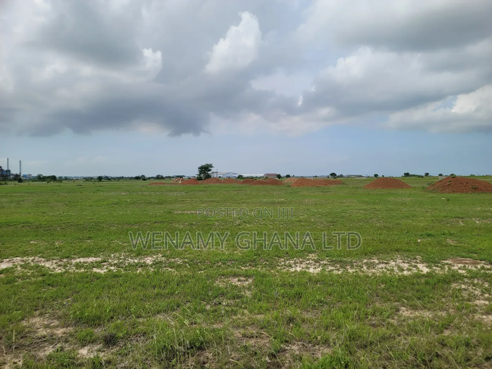 Roadside Land Motorway 10 Minutes After Central University in Tema Metropolitan
