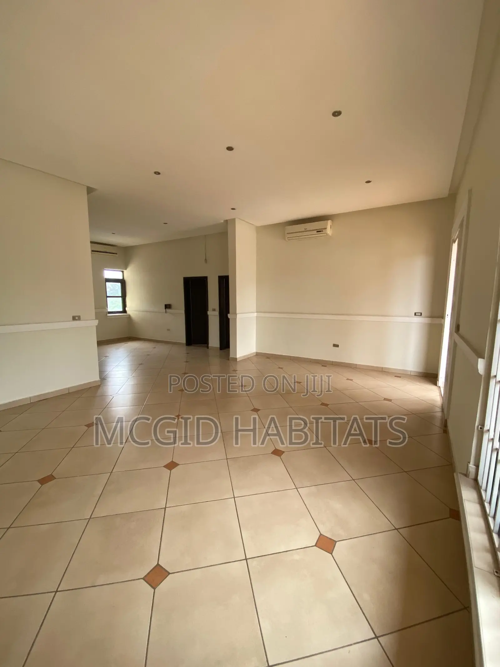 5bdrm House in East Legon for sale in East Legon