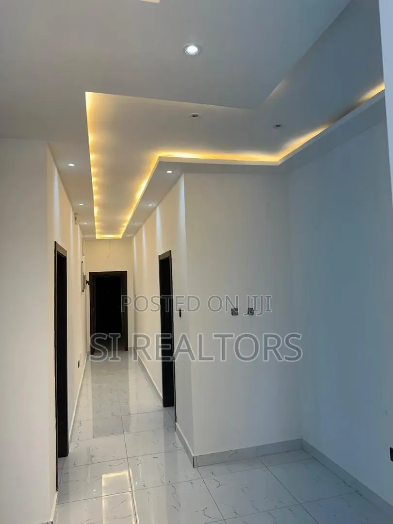3bdrm Bungalow in Community 18, Spintex for sale in Spintex