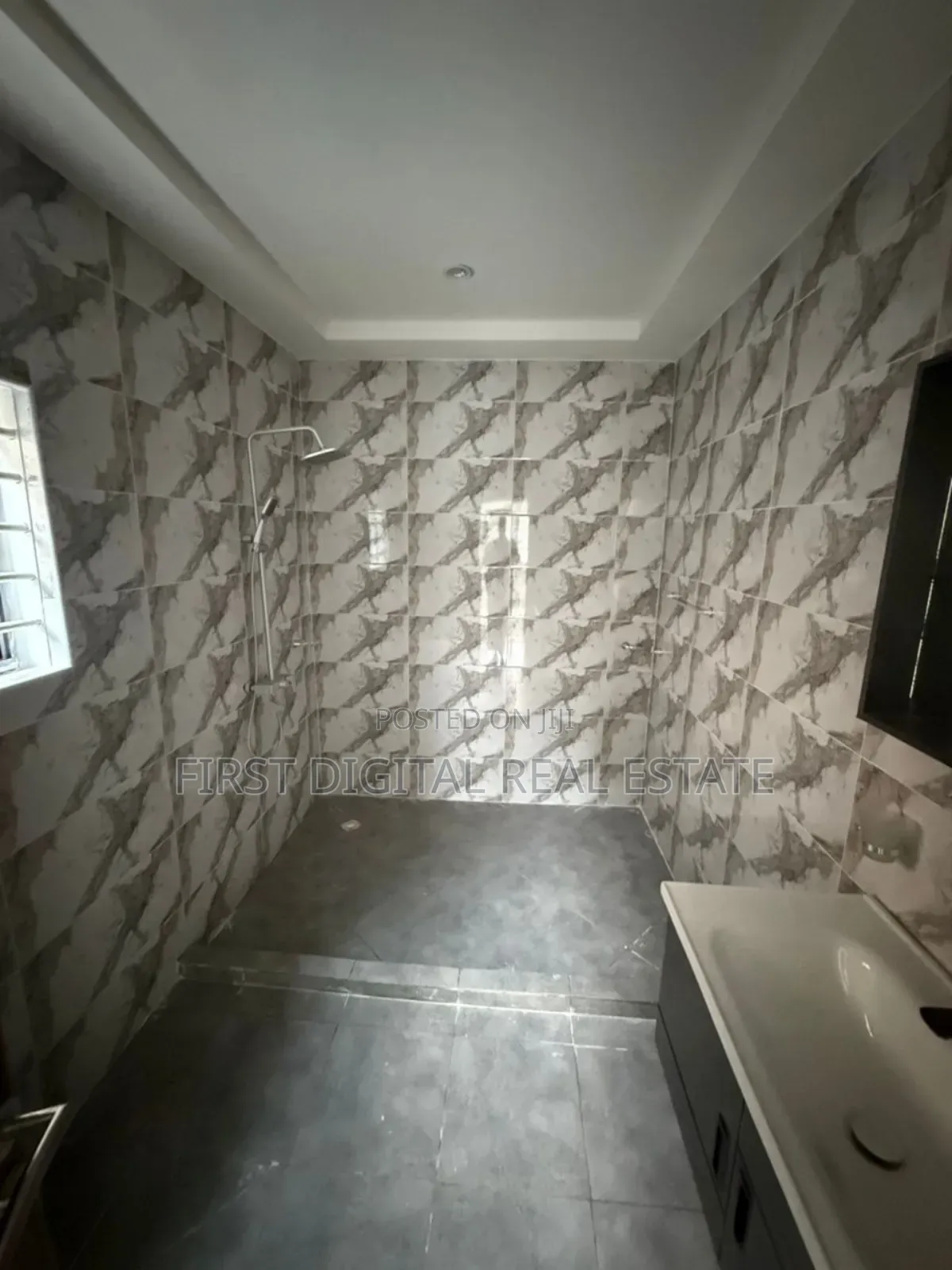 Executive 3 Bedroom for Sale at Odumase in Ablekuma