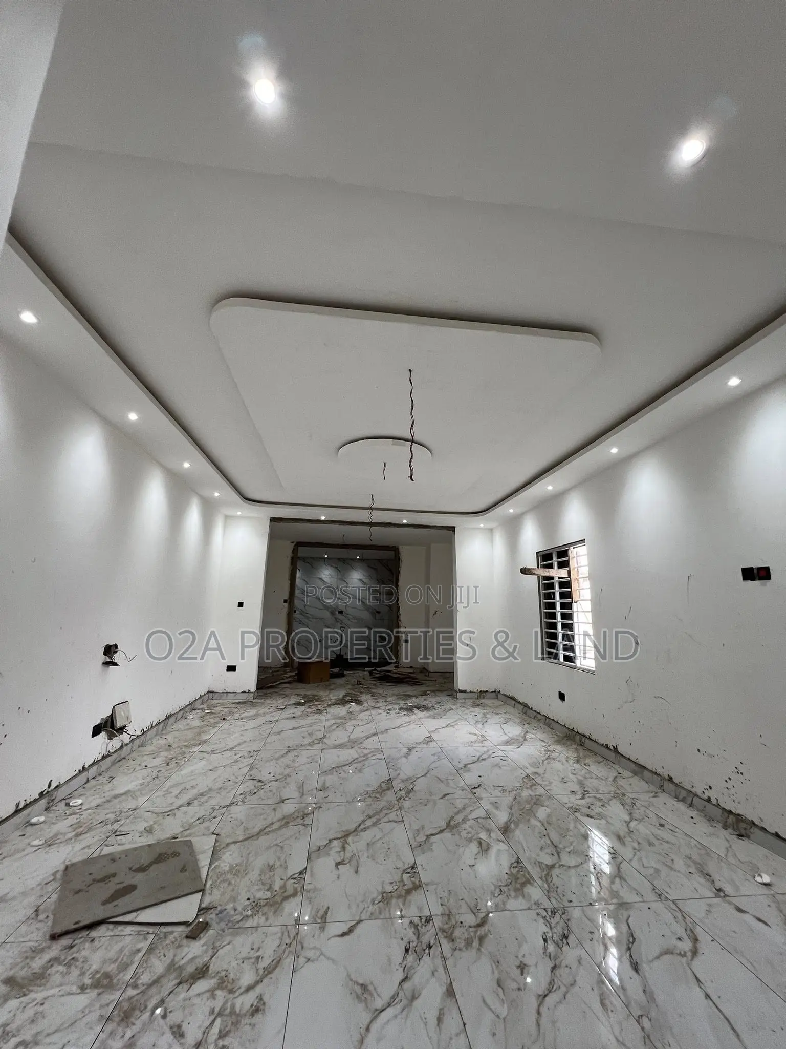 4bdrm House in Ashaley Botwe, Lake Side Estate for sale in Lake Side Estate