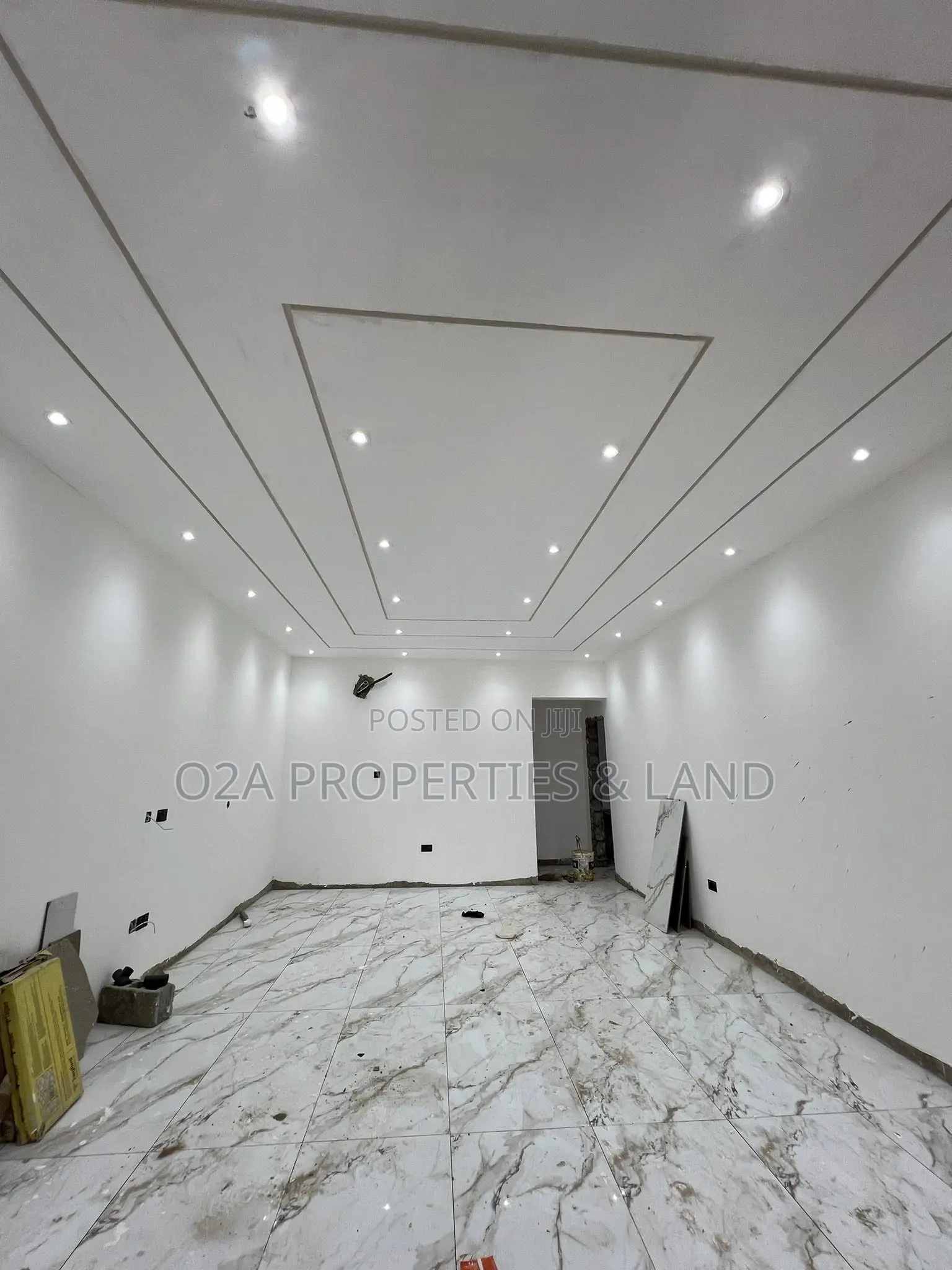 4bdrm House in Ashaley Botwe, Lake Side Estate for sale in Lake Side Estate