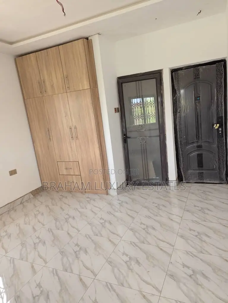 2bdrm Apartment in Braham Luxury, Achimota for rent in Achimota