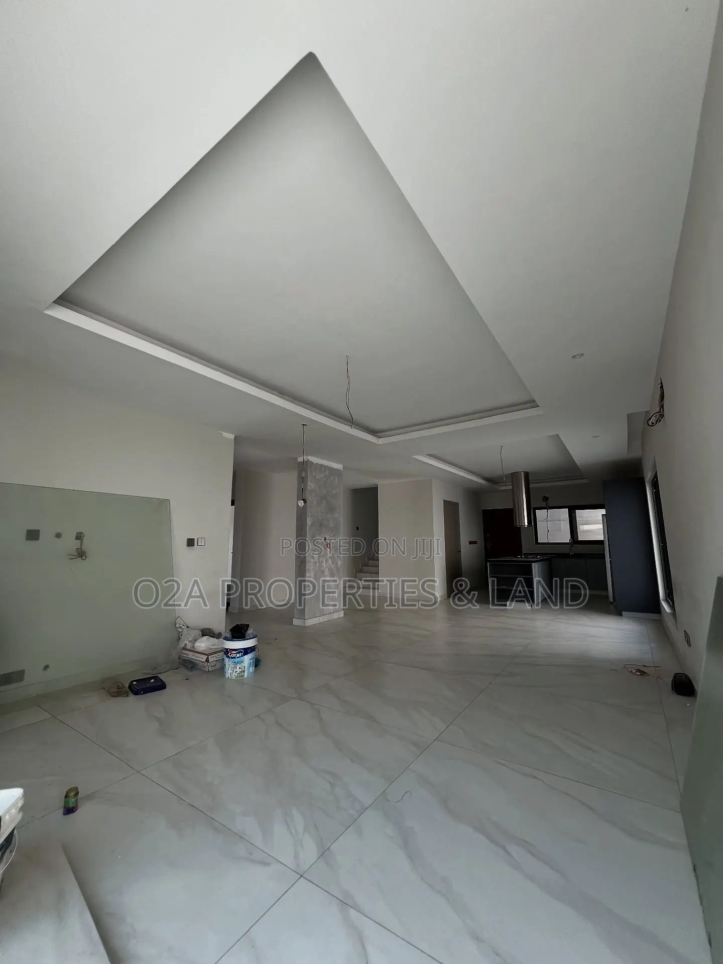 4bdrm House in East Legon, American House for sale in American House