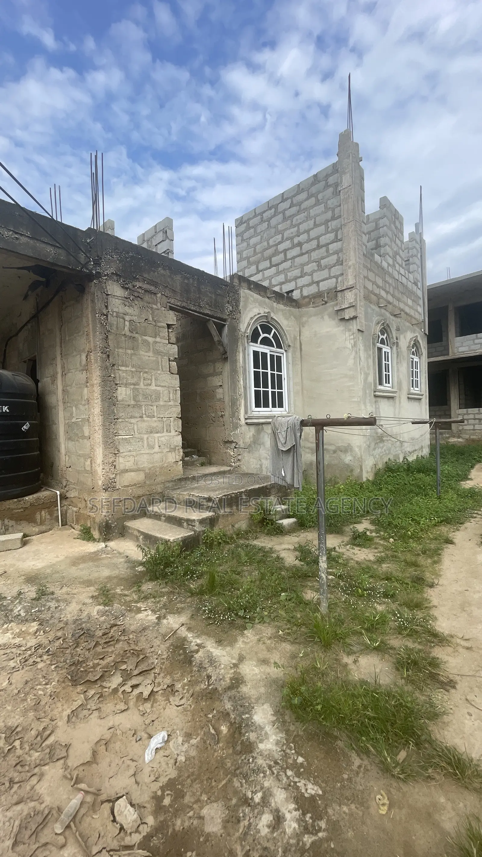 5bdrm House in Sefdard Property, Amasaman for sale in Amasaman