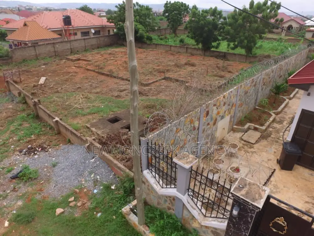 Plot in a Developed Area Located at Amrahia With Good Roads. in Adenta