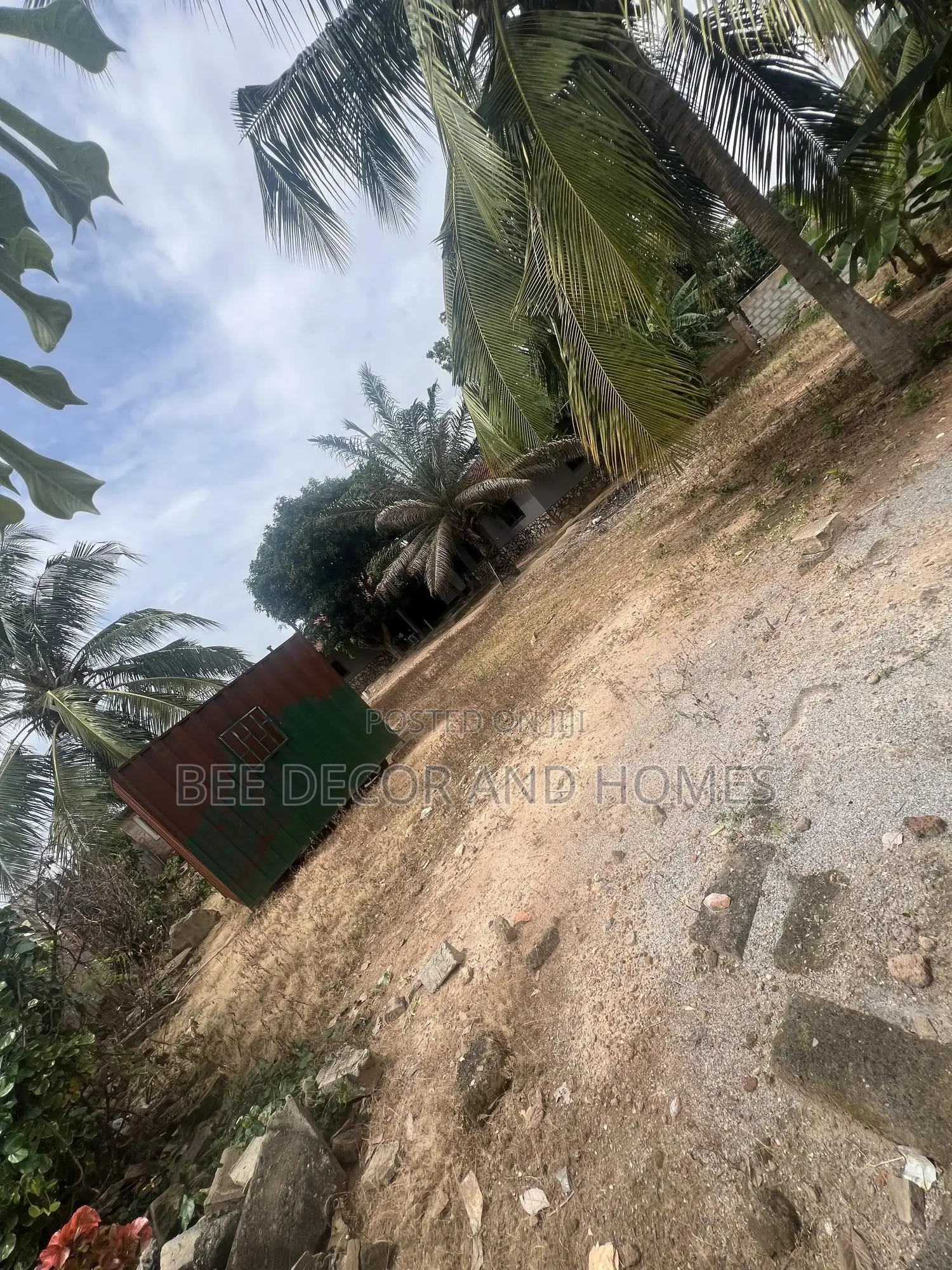 5bdrm House in Bee Decor & Homes, Abokobi for sale in Abokobi